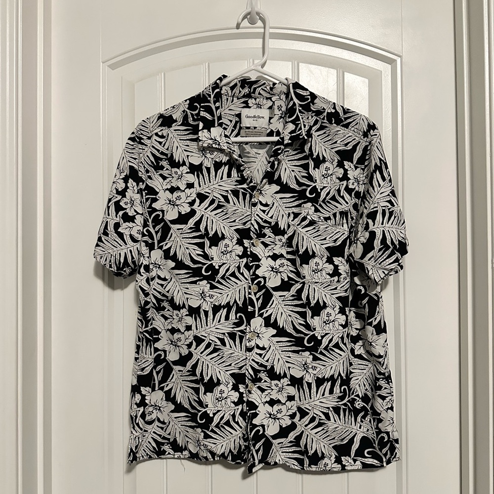 Men's Floral Print Short Sleeve Button-Down Shirt Size L